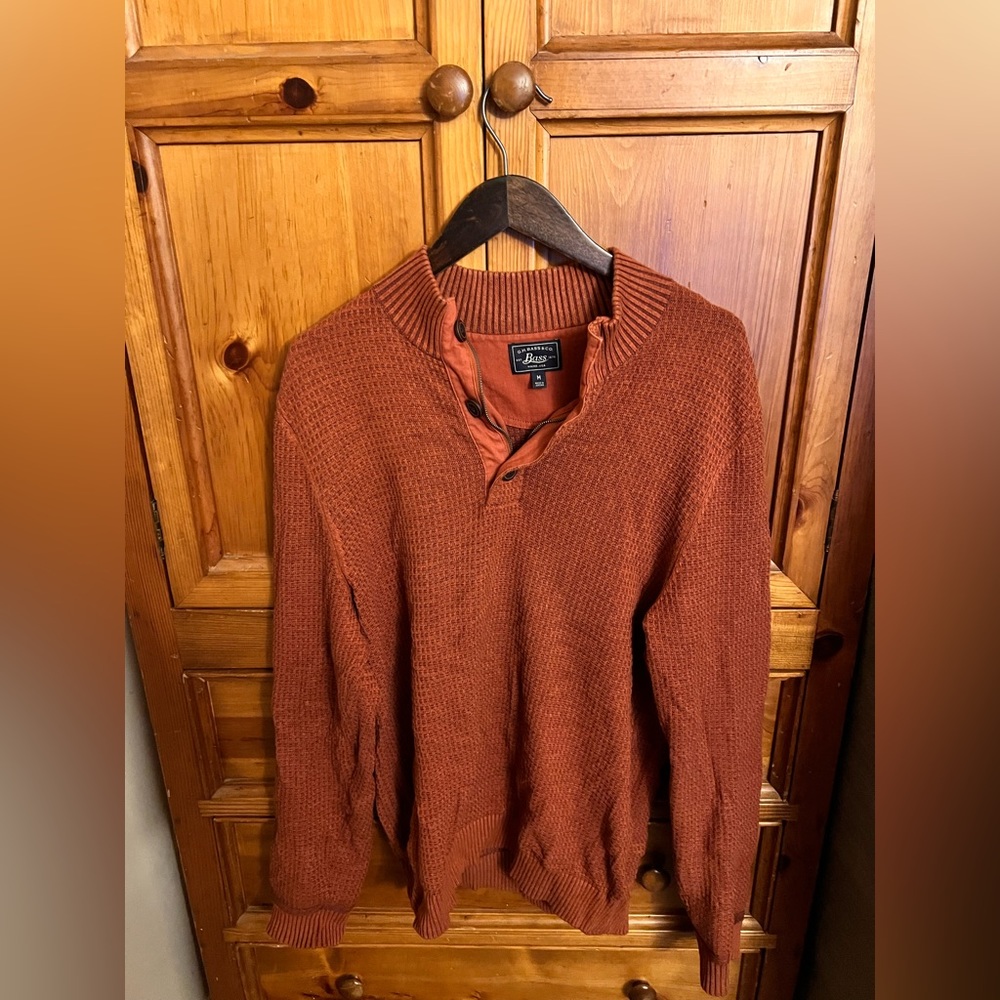 GH Bass and Co Quarter Button Pullover